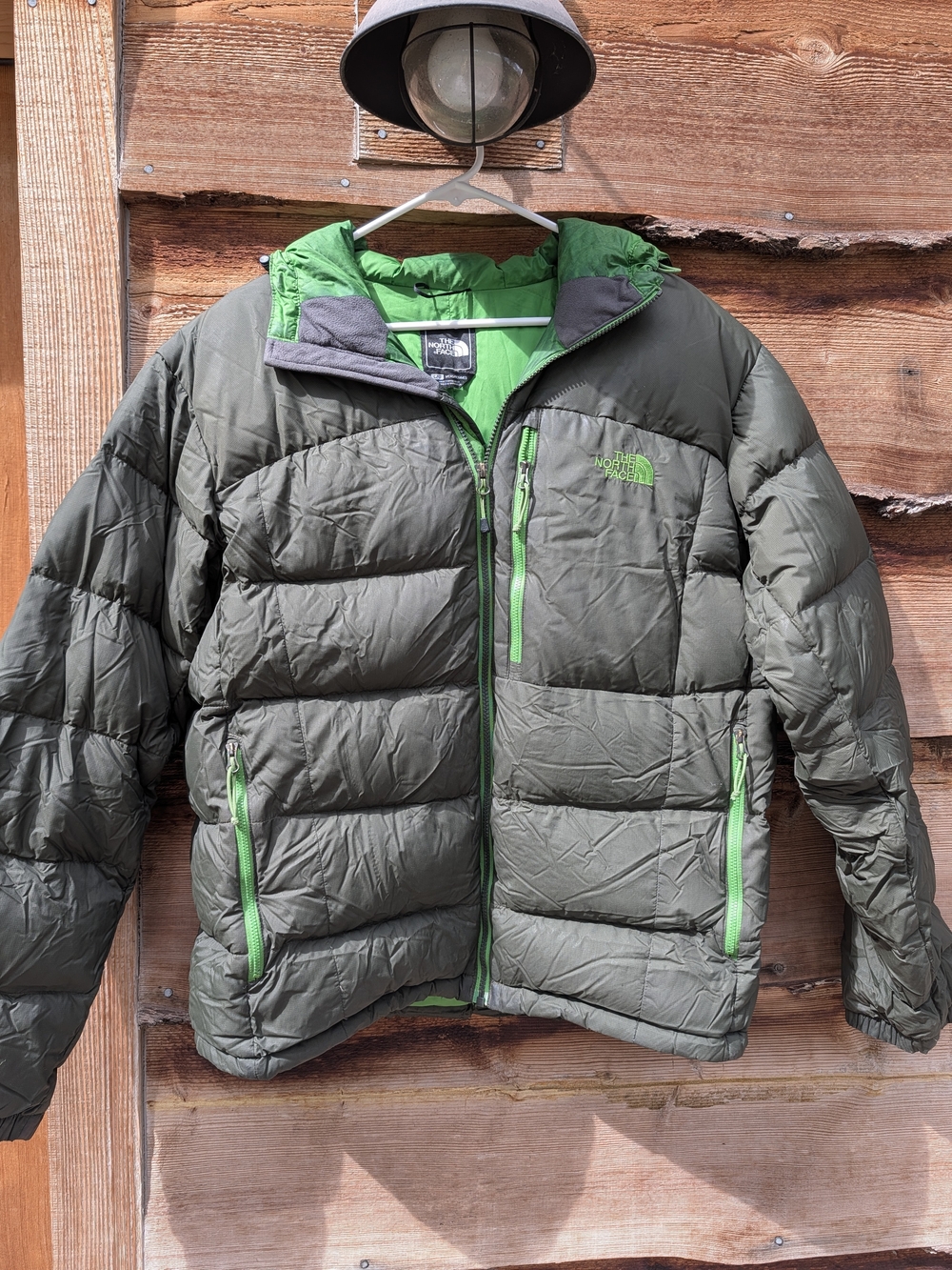 The North Face Men’s Green Insulated Puffer Jacket